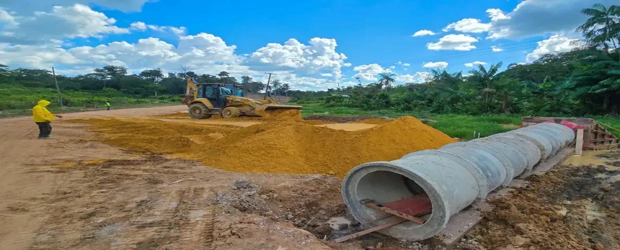 Governador acelera integração do Vale do Jari e vistoria obra estratégica de Pavimentação da AP-160