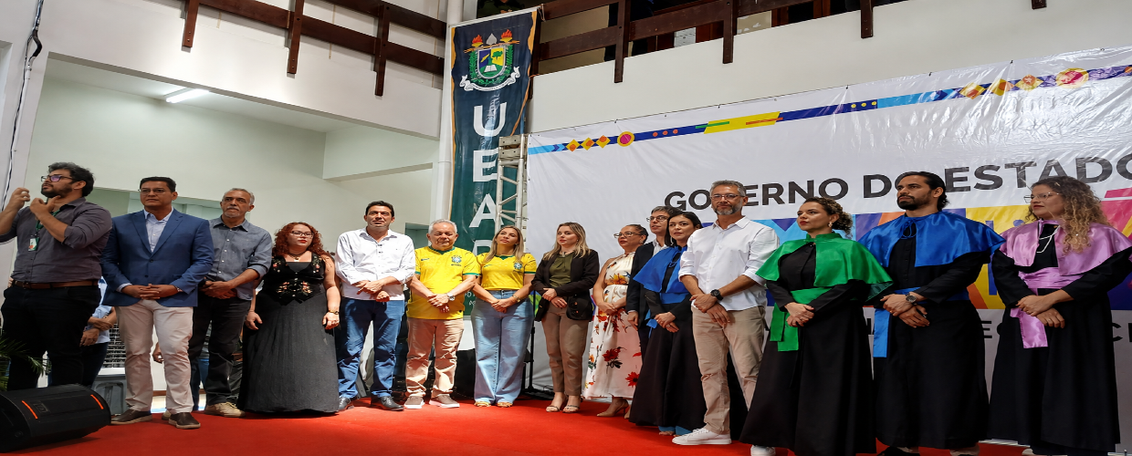POSSE DA NOVA REITORIA DA UEAP REÚNE AUTORIDADES E CONTA COM A PRESENÇA DO CEE/AP