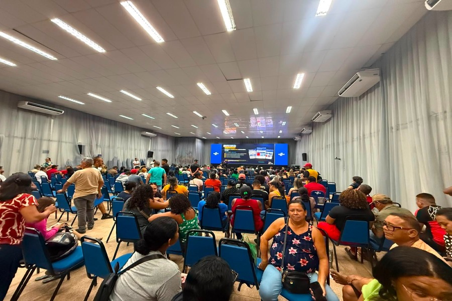 Plantão de conectividade orienta empreendedores e prepara serviços para a Expofeira
